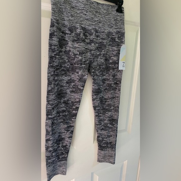 Zella heavyweight 3-way stretch leggings - Picture 2 of 4